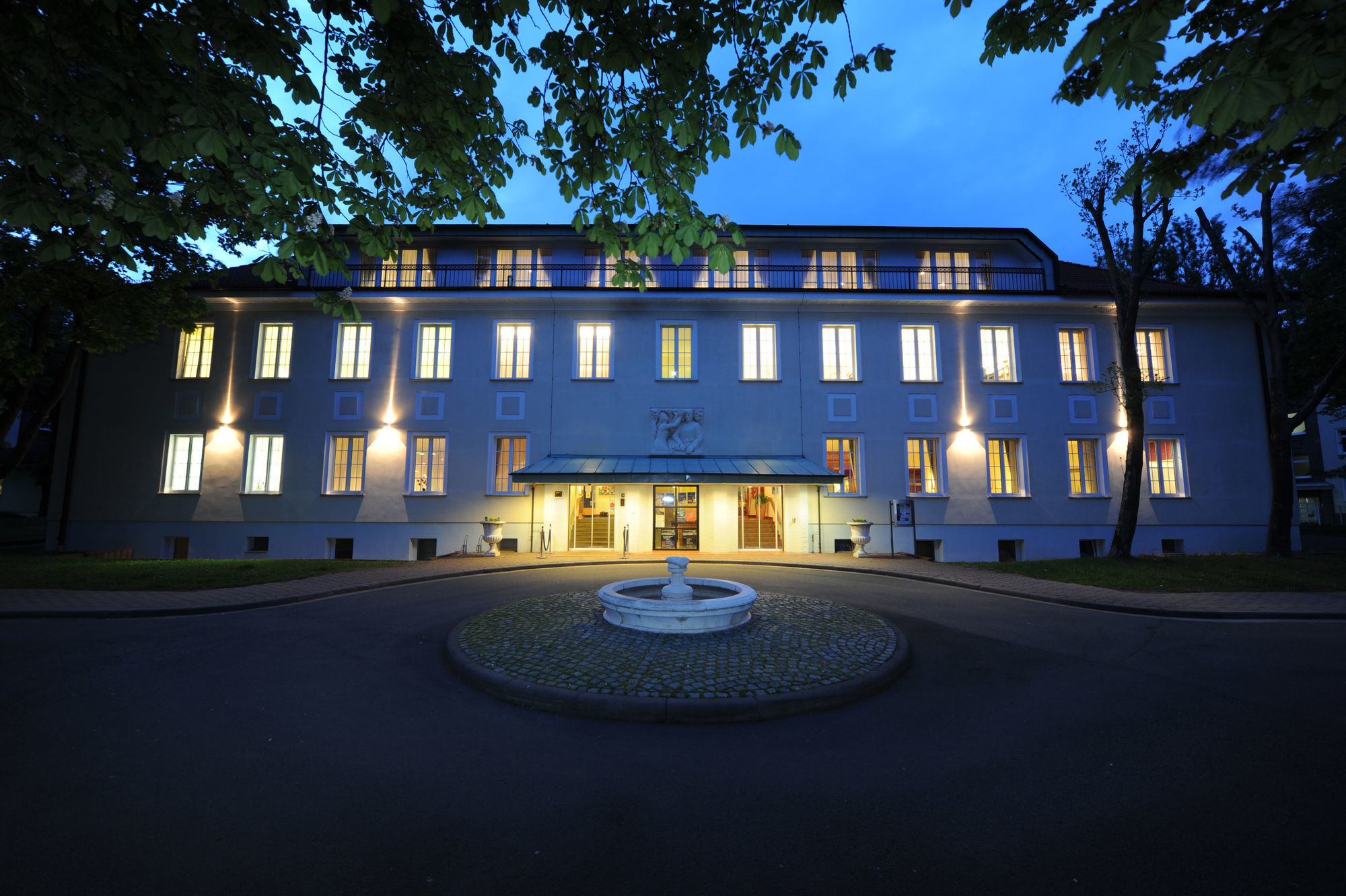 Hotel Der Lindenhof Gotha Bagian luar foto