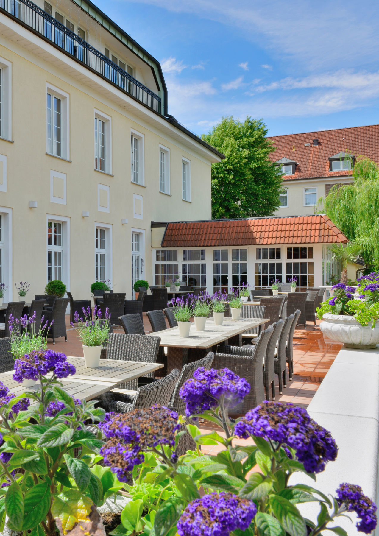 Hotel Der Lindenhof Gotha Bagian luar foto